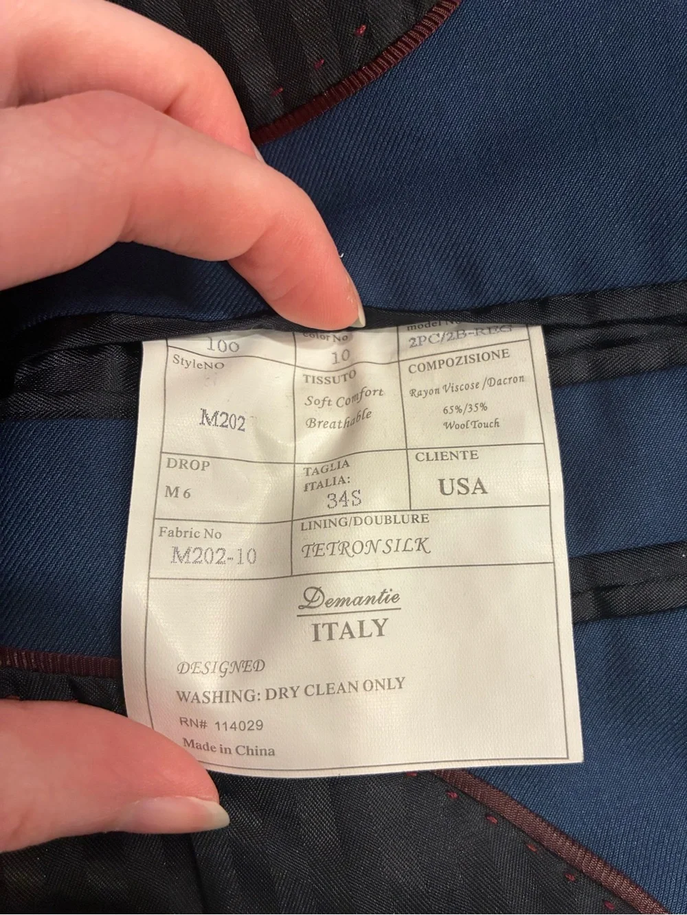 Demantie Men’s Navy Blue Two Button Two Piece Suit Size 36S/28x29